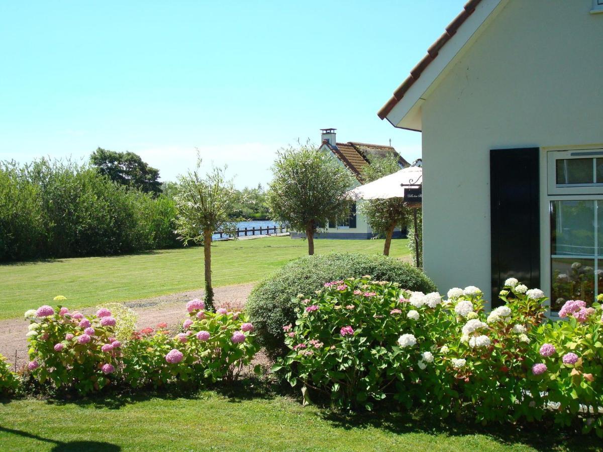 Attractive Holiday Home With Jetty Steendam Exteriér fotografie