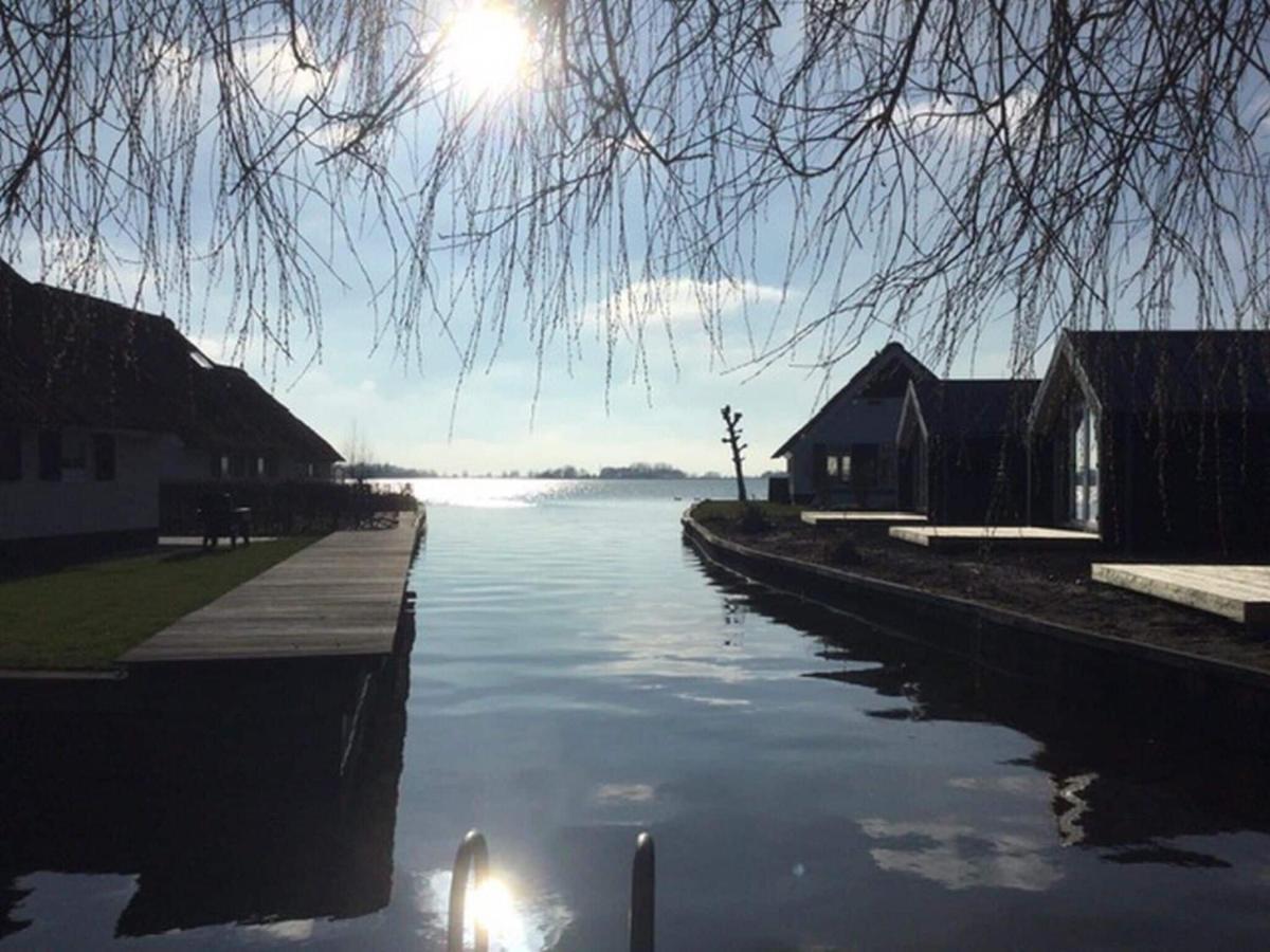 Attractive Holiday Home With Jetty Steendam Exteriér fotografie